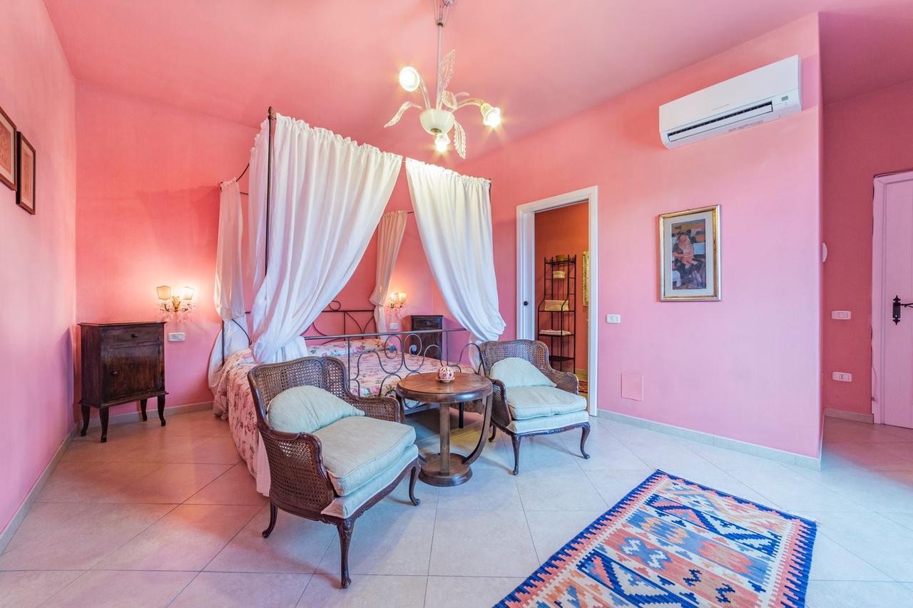 La Locanda Della Vecchia Hosteria กาวอร์ราโน ภายนอก รูปภาพ