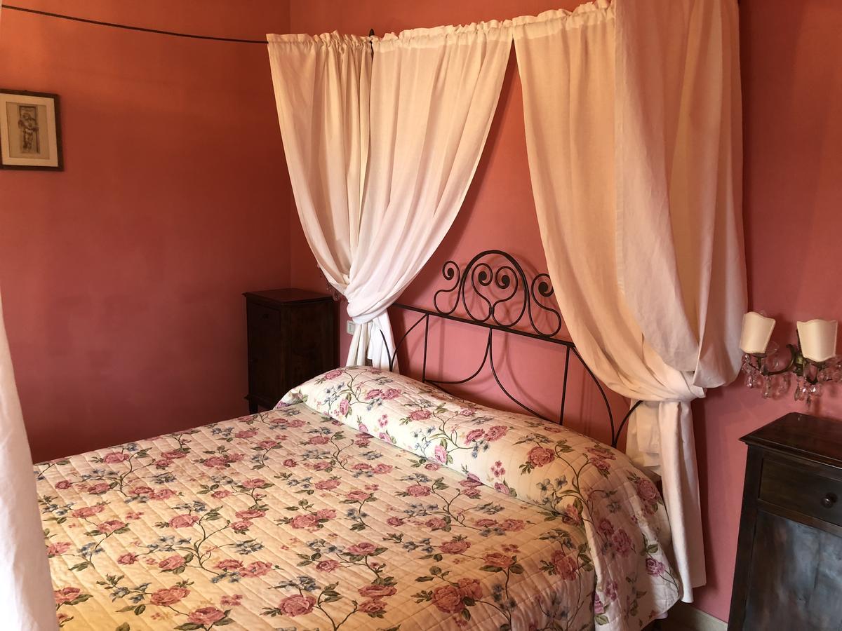 La Locanda Della Vecchia Hosteria กาวอร์ราโน ภายนอก รูปภาพ