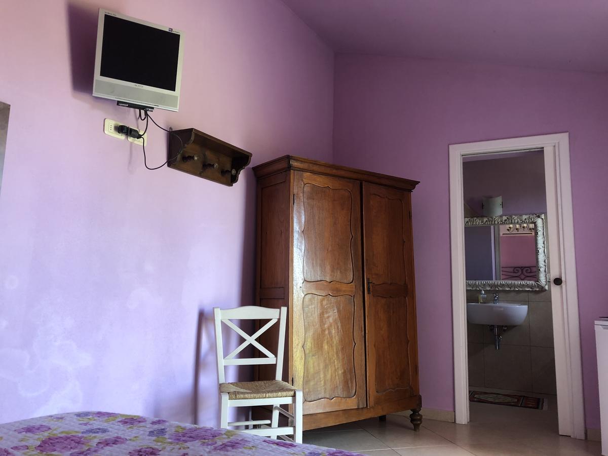 La Locanda Della Vecchia Hosteria กาวอร์ราโน ภายนอก รูปภาพ
