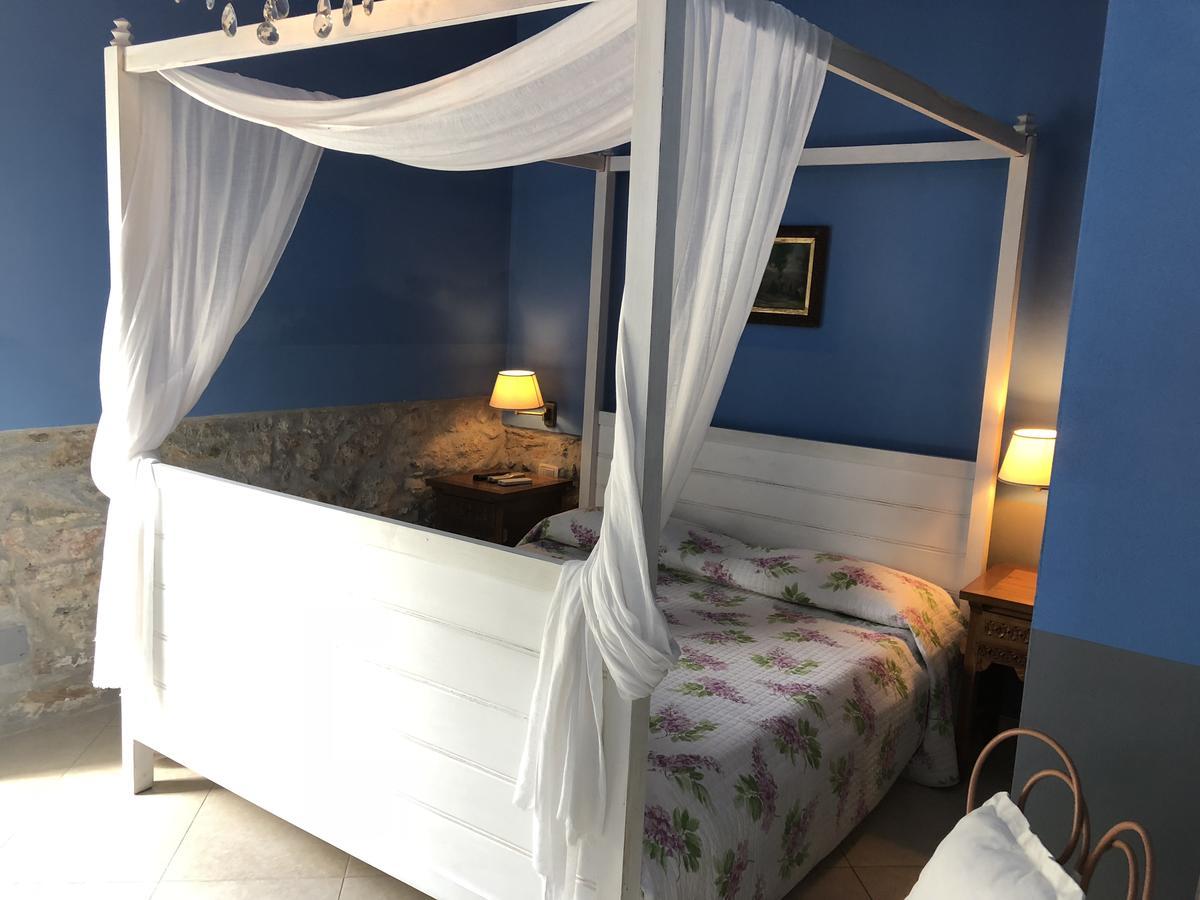 La Locanda Della Vecchia Hosteria กาวอร์ราโน ภายนอก รูปภาพ